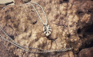 Monstera Necklace